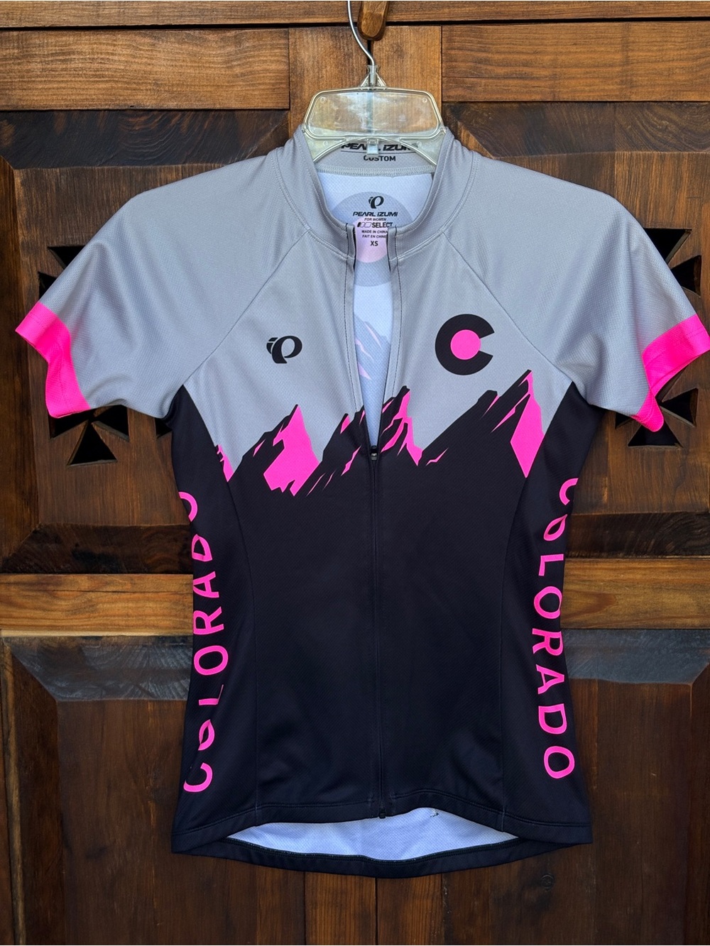 Pearl Izumi Colorado Cycling Jersey - Gray & Pink - Picture 2 of 9